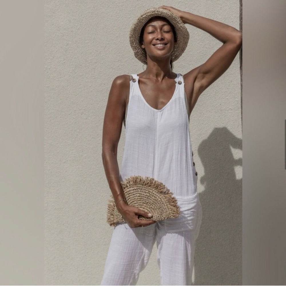 Straw Grass Rafia Clutch with Fringe - Moon